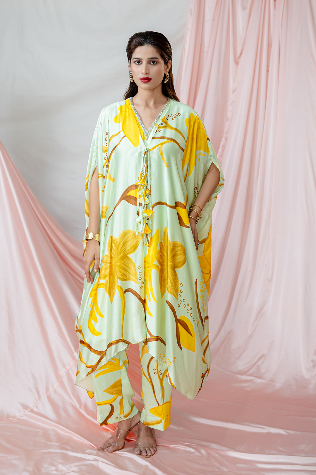 Golden Gardenia Set | Garden Story | Bamberg  Satin