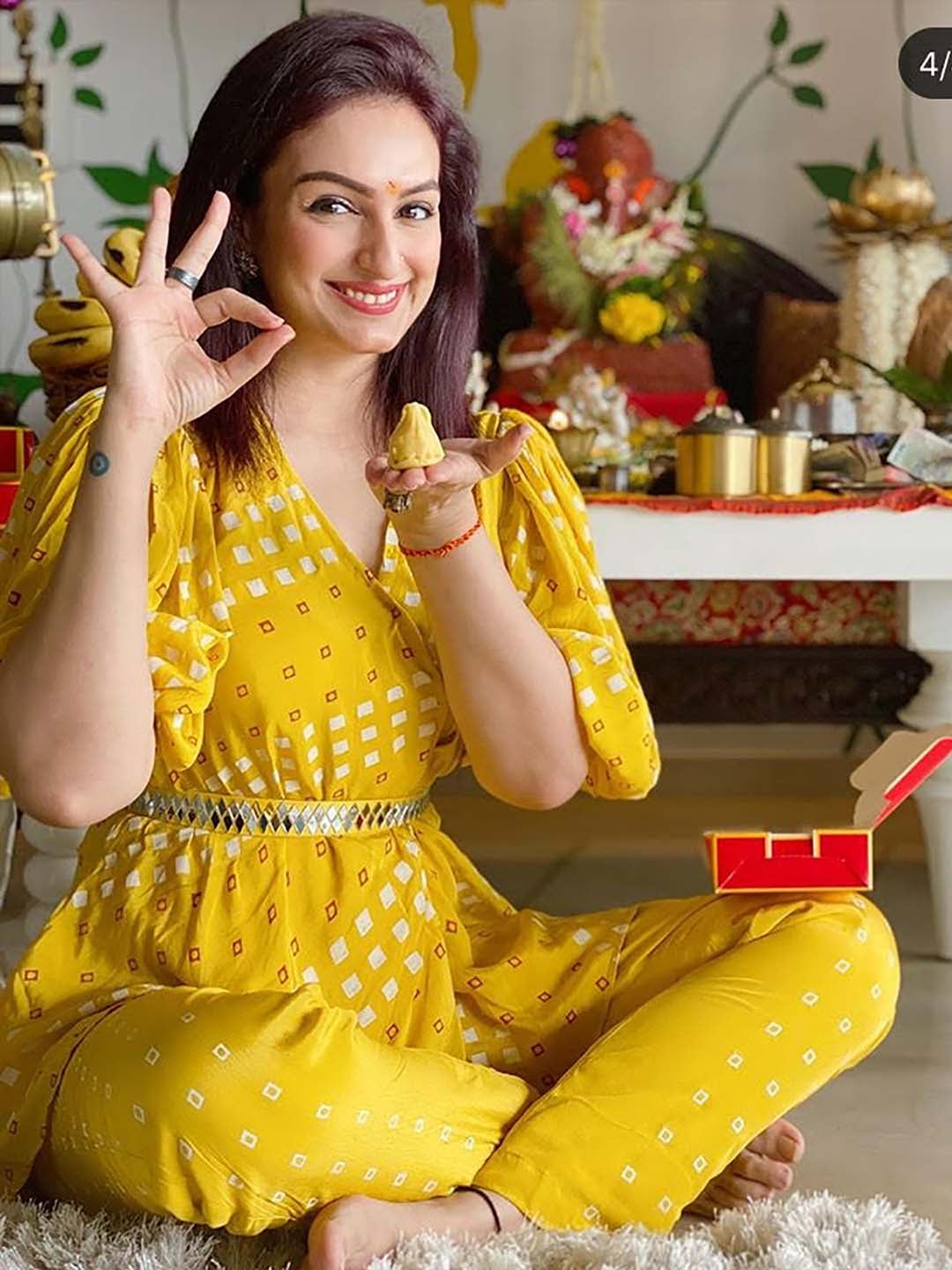 Aakriti kakkar in Sunshine Co-ord Set